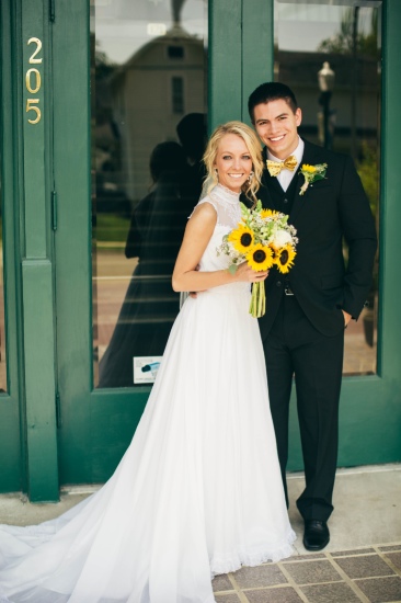 bright-bright-sunflower-wedding-day