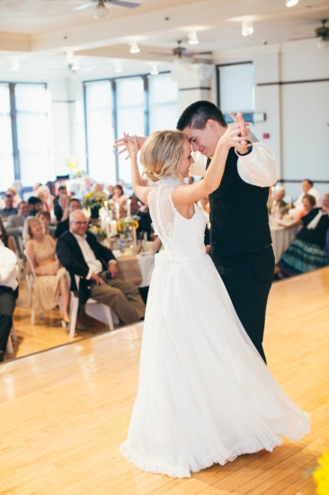 bright-bright-sunflower-wedding-day