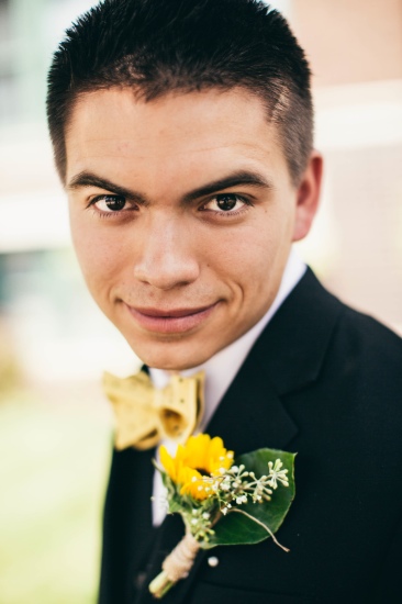bright-bright-sunflower-wedding-day