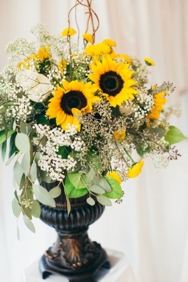 bright-bright-sunflower-wedding-day