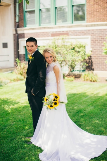 bright-bright-sunflower-wedding-day