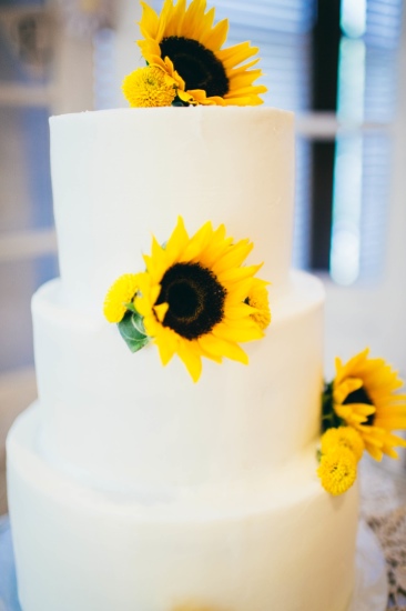 bright-bright-sunflower-wedding-day