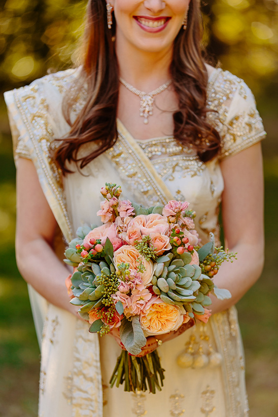 succulent bridal bouquet @weddingchicks