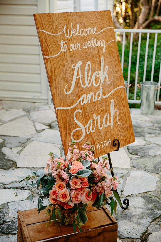 Welcome wedding sign @weddingchicks