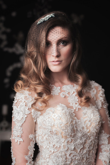 classic-edge-black-and-white-wedding