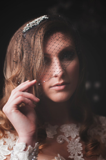classic-edge-black-and-white-wedding