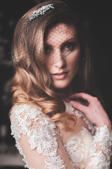 classic-edge-black-and-white-wedding