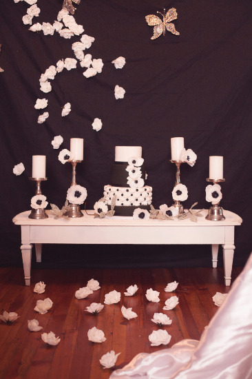 classic-edge-black-and-white-wedding