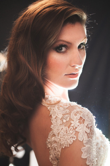 classic-edge-black-and-white-wedding