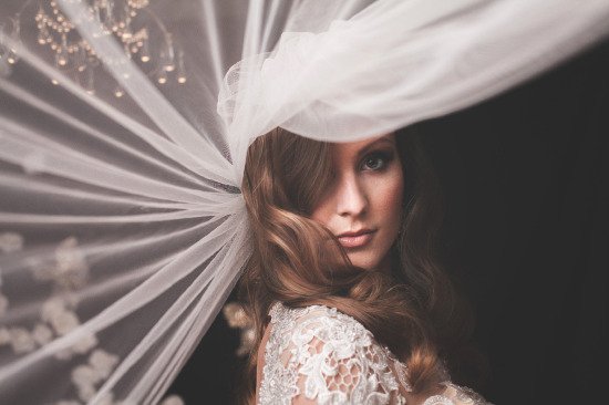 classic-edge-black-and-white-wedding