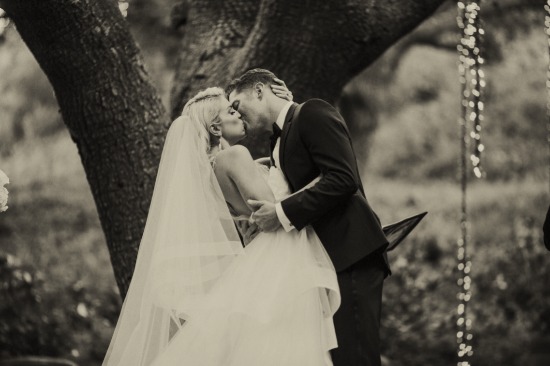 dreamy-black-and-white-wedding