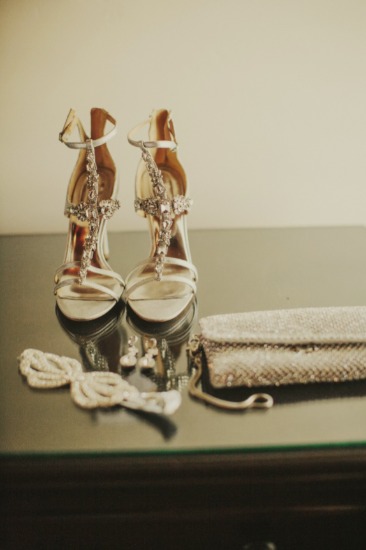 dreamy-black-and-white-wedding