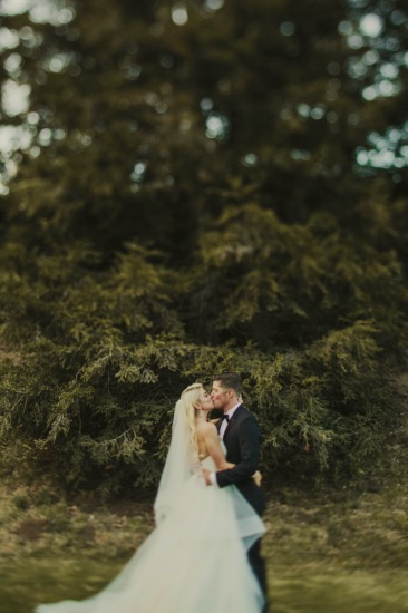 dreamy-black-and-white-wedding
