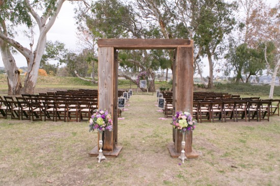 elegant-wedding-in-a-field