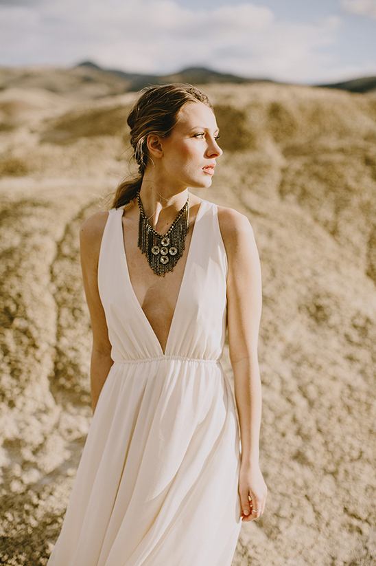 elizabeth-dye-2016-wedding-dress-collection