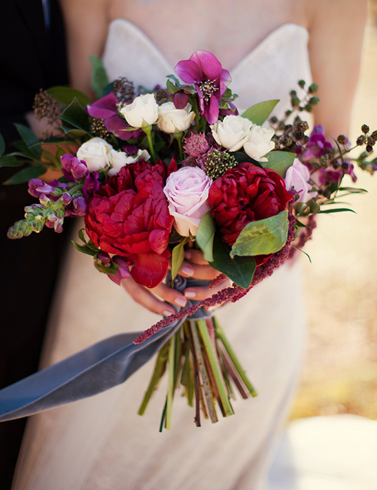 bridal bouquet by southern stems @weddingchicks