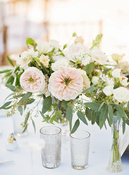 garden rose and eucalyptus centerpiece @weddingchicks