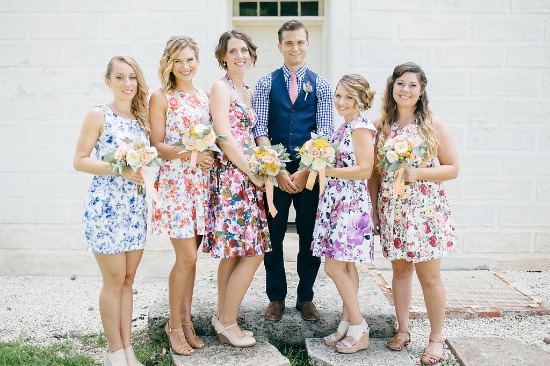 garden-wedding-with-a-preppy-vibe