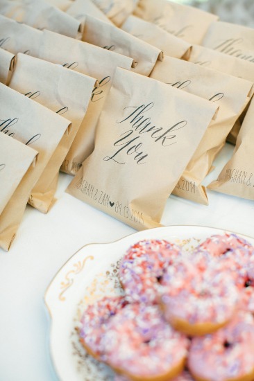 garden-wedding-with-a-preppy-vibe