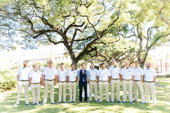 garden-wedding-with-a-preppy-vibe