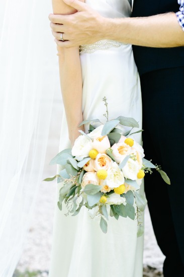 garden-wedding-with-a-preppy-vibe