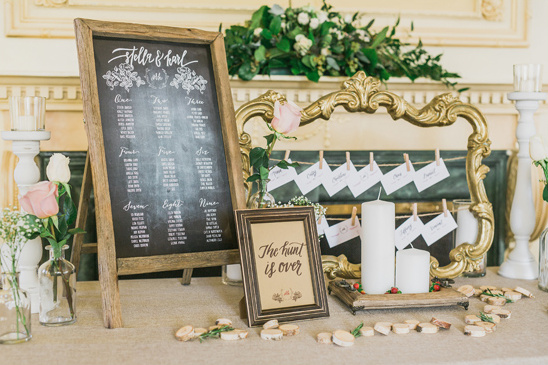 elegant rustic escort card display @weddingchicks