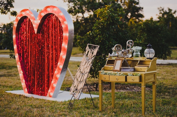 hearts-on-fire-wedding