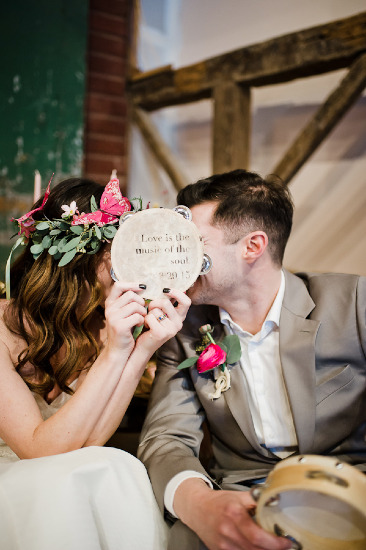 historic-farm-barn-wedding