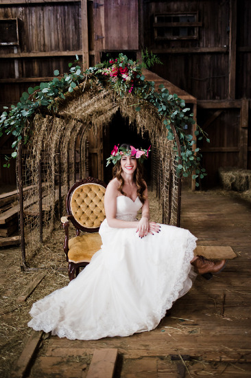 historic-farm-barn-wedding