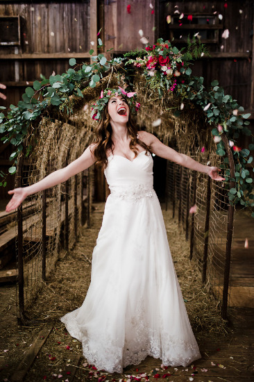 historic-farm-barn-wedding