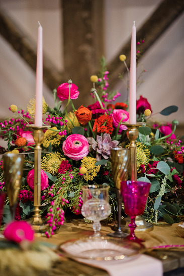 historic-farm-barn-wedding