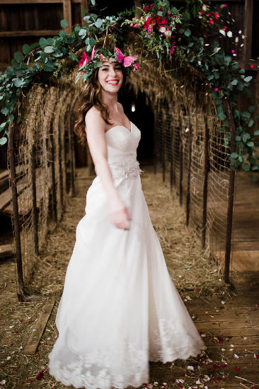 historic-farm-barn-wedding