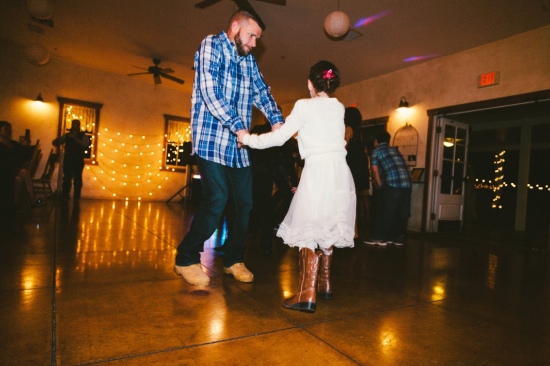laid-back-country-wedding
