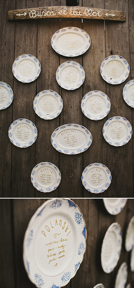 patterned china table assignment display @weddingchicks