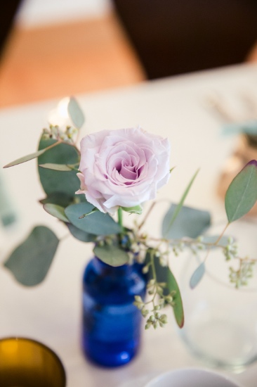 mid-century-blue-and-green-wedding