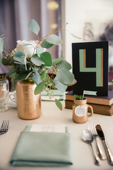 mid-century-blue-and-green-wedding