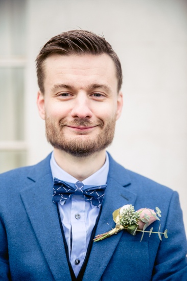 mid-century-blue-and-green-wedding