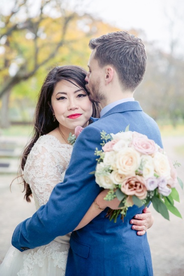 mid-century-blue-and-green-wedding