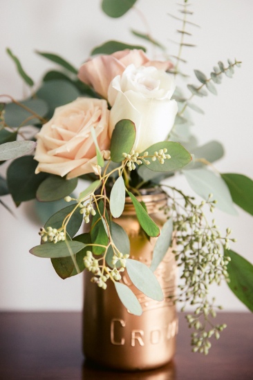 mid-century-blue-and-green-wedding