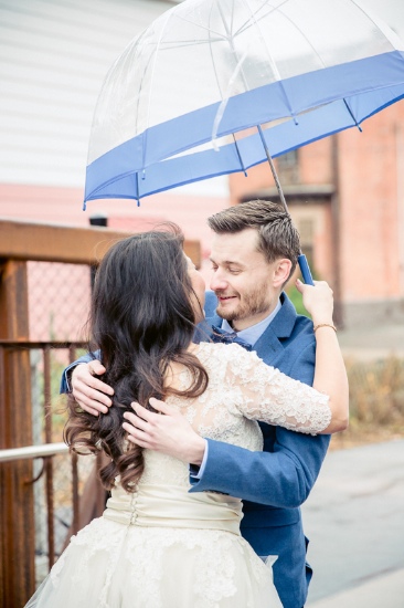 mid-century-blue-and-green-wedding
