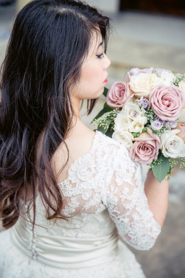 mid-century-blue-and-green-wedding
