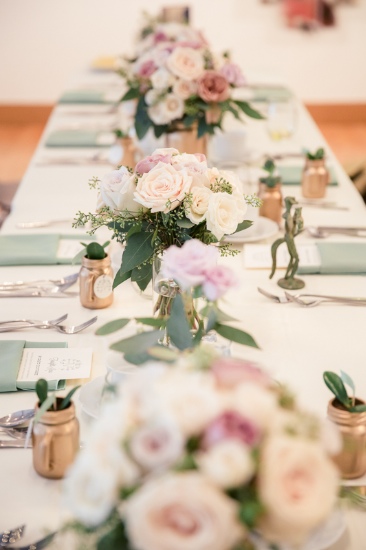 mid-century-blue-and-green-wedding