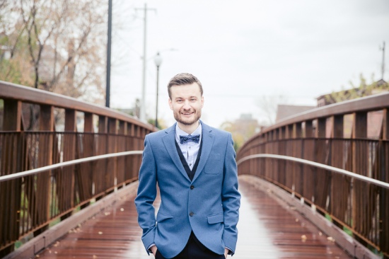 mid-century-blue-and-green-wedding