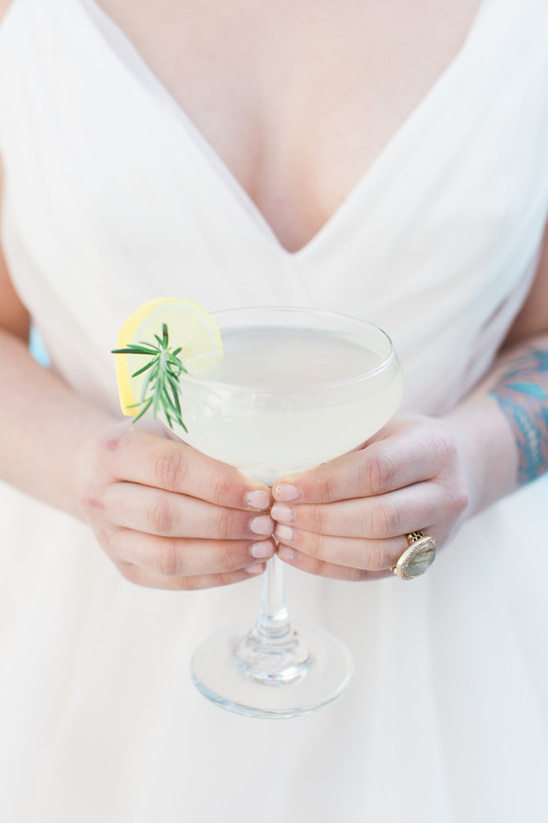 rosemary gin fizz @weddignchicks