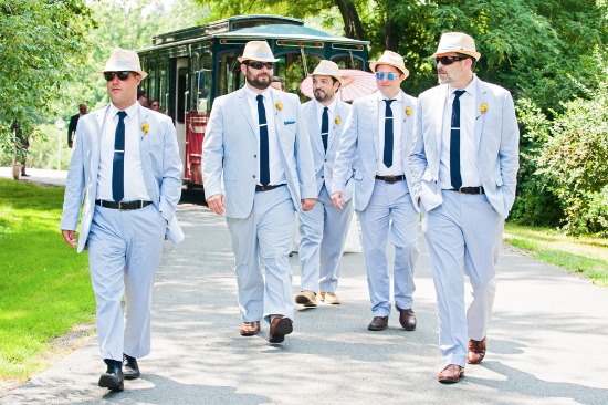 quirky-concert-style-wedding