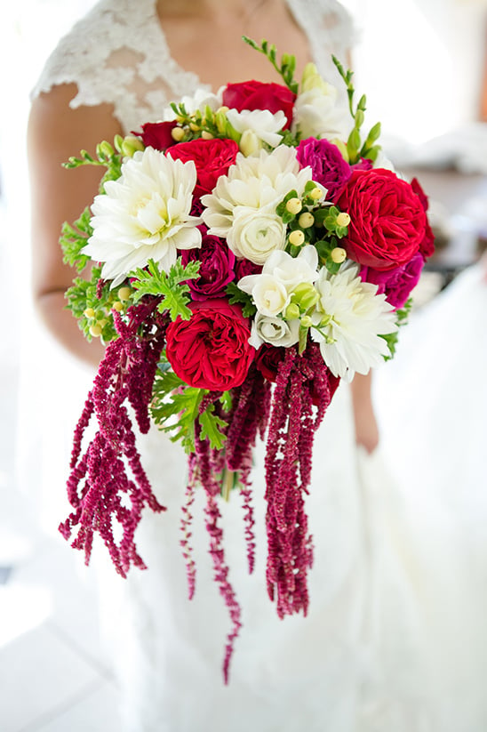 Red, Pink and white wedding bouquet @weddingchicks