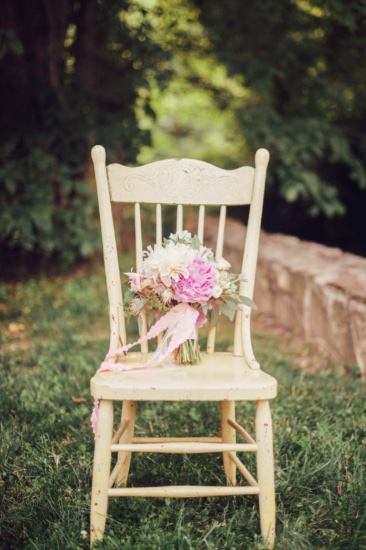 retro-summer-time-wedding-inspiration