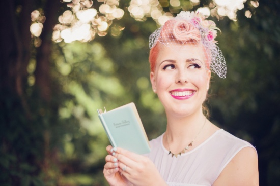 retro-summer-time-wedding-inspiration