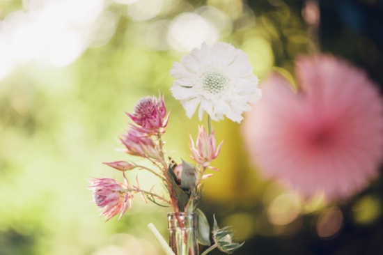 retro-summer-time-wedding-inspiration