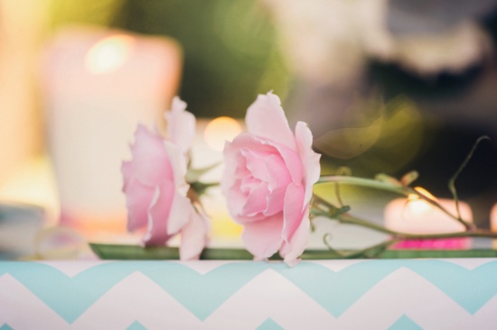 retro-summer-time-wedding-inspiration